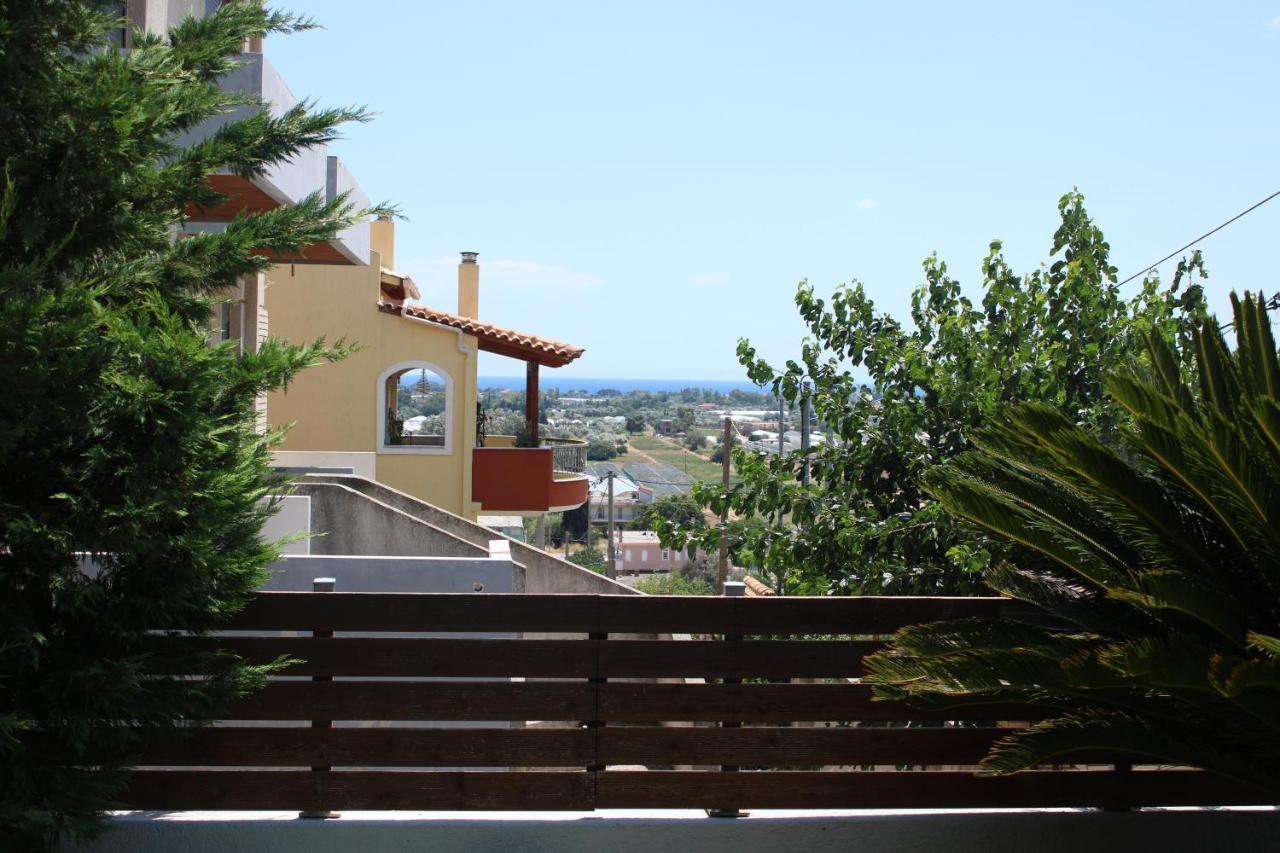 T&A Apartment,Near The Sea. Marathón 외부 사진