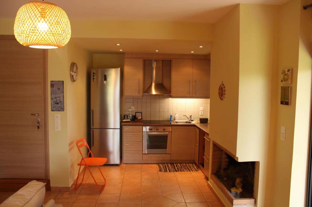 T&A Apartment,Near The Sea. Marathón 외부 사진