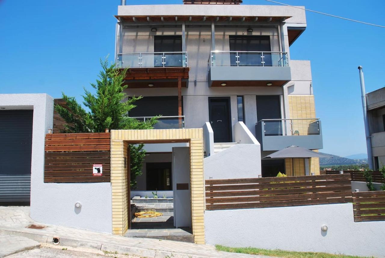 T&A Apartment,Near The Sea. Marathón 외부 사진